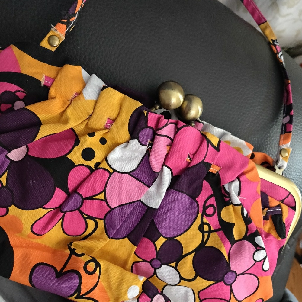 💮Vintage spring chain linked purse